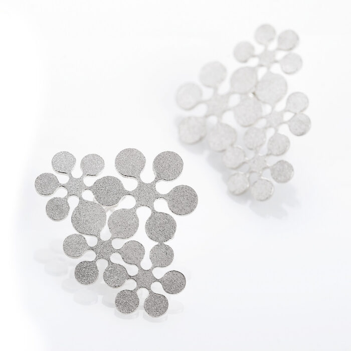 Lumelilled silver quatro