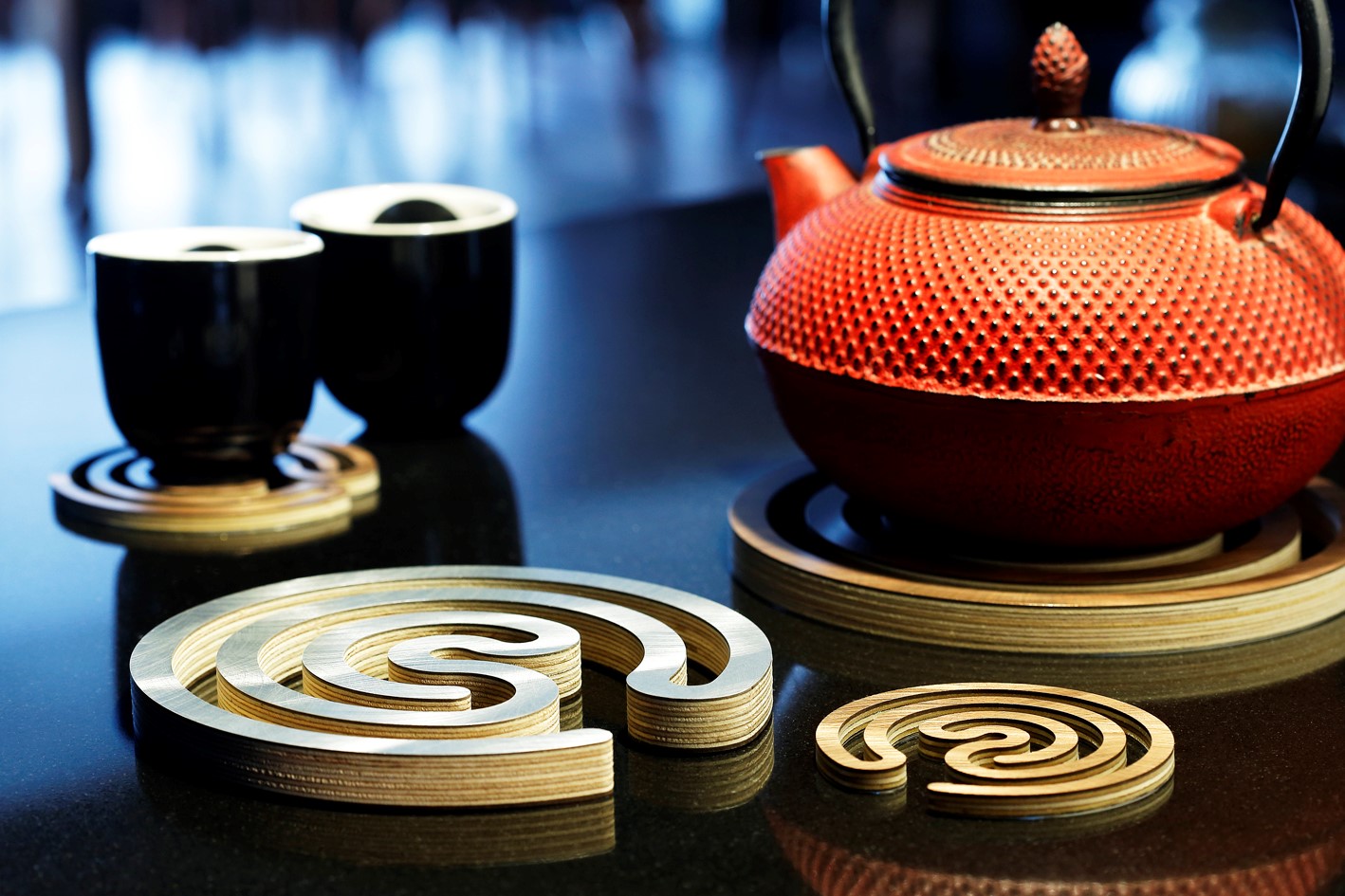 Edasi.org disainipodcast "Ilusatest asjades" Kadri Kruus ja Anneli Tammik. Orbis kuumaalus ja teekann.