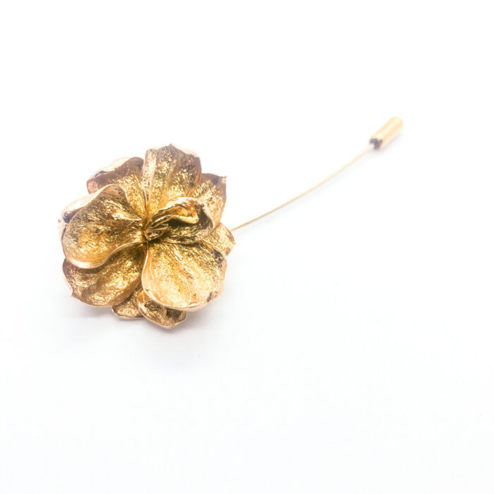 Pross Topeltsirel kullatud