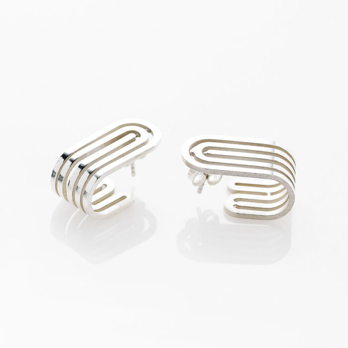 Kõrvarõngad Orbis, tiftiga, hõbe . Anneli Tammik Jewellery