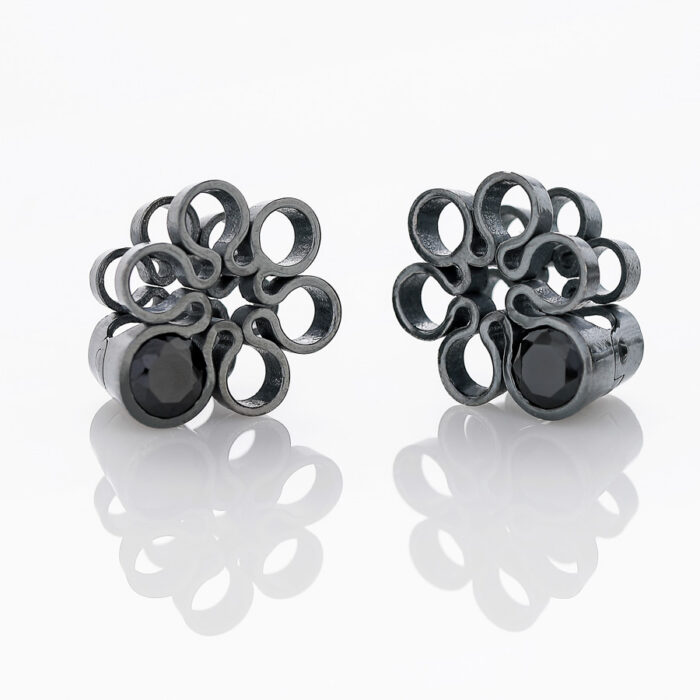 Nix Flores XXIII kõrvarõngad, oksüdeeeritud hõbe anneli tammik